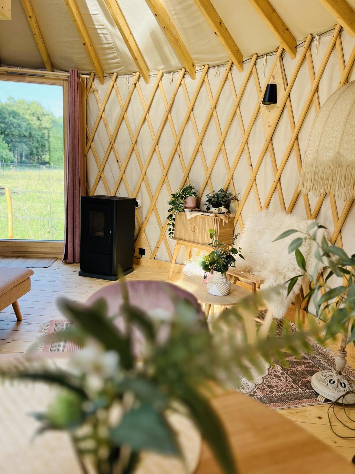Magnolia Hoeve - Unieke Bestemming Voor Paardenliefhebbers En Bijzondere Overnachtingen In De Natuur Ledeacker 外观 照片
