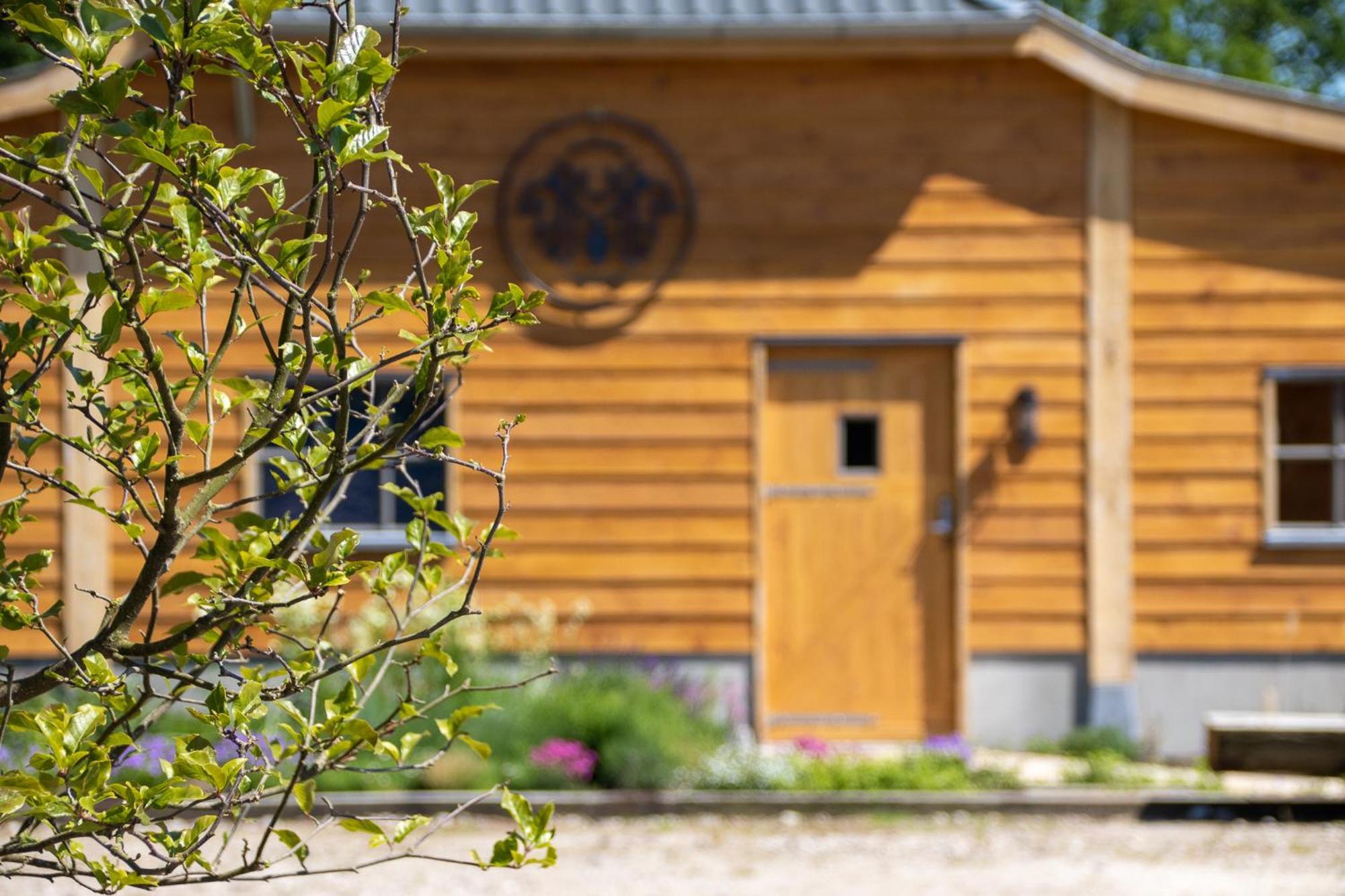 Magnolia Hoeve - Unieke Bestemming Voor Paardenliefhebbers En Bijzondere Overnachtingen In De Natuur Ledeacker 外观 照片